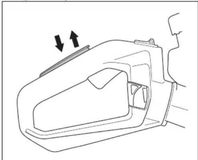 HUSQVARNA 322HD60 - Turvaliipaisimen varmistimen tarkistaminen - 2