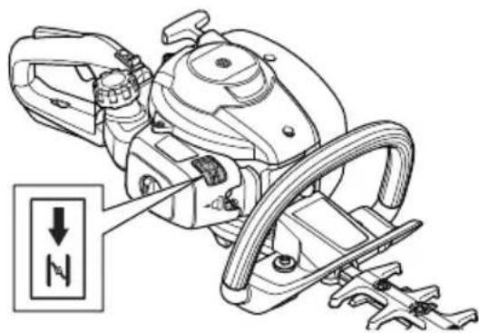 HUSQVARNA 322HD60 - Laitteen käynnistäminen moottorin ollessa kylmä - 1