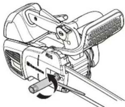HUSQVARNA 472 - Tension de la chaine - 5