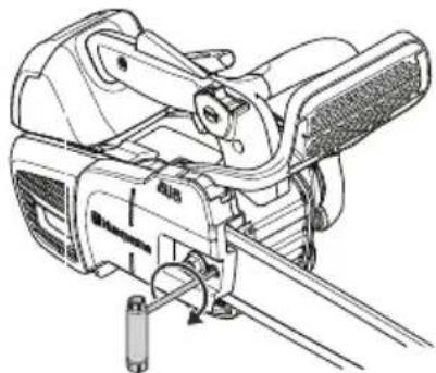 HUSQVARNA 472 - Ketting strekken - 6