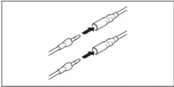HUSQVARNA 553RBX - Ligar o cabo do acelerador e os fios do interruptor de paragem - 2