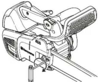 HUSQVARNA T525 - Tensionamento della catena - 6
