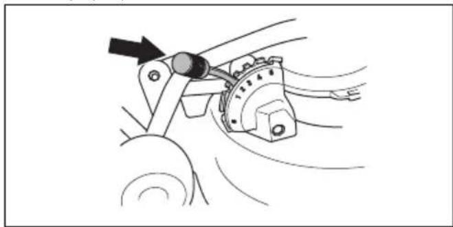 HUSQVARNA R 112C5 - Uporaba izdelka, {14} - 1