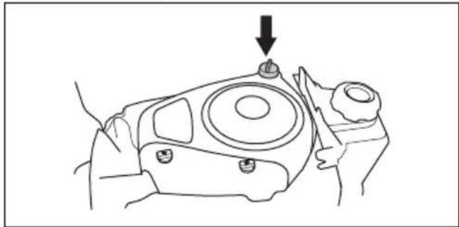 HUSQVARNA R 112C5 - Pour vérifier le niveau d'huile moteur (R 115C) - 1