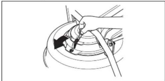HUSQVARNA R 112C5 - So entfernen Sie das Mahdeck - 3