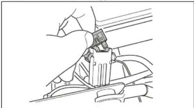 HUSQVARNA R 112C5 - Pour remplacer le fusible principal - 2