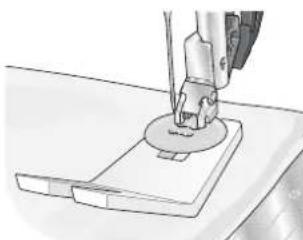 PFAFF Quilt Expression 4.2 - Coudre un bouton - 3