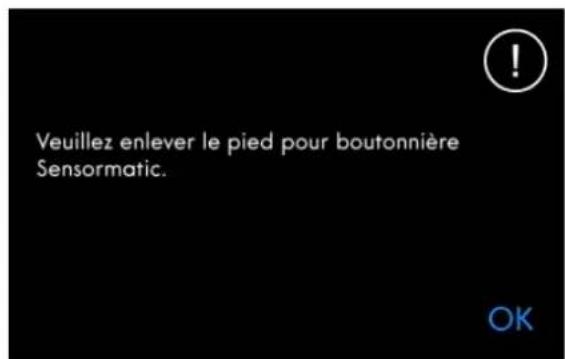 PFAFF Performance Icon - Retirer le pied pour boutonnière Sensomatic - 1