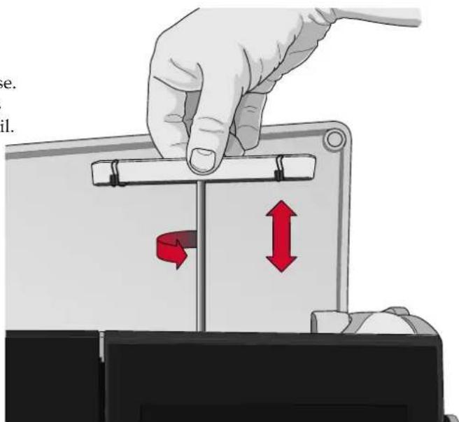 PFAFF Performance Icon - Sortir et rentrer le guide-fil téléscopique - 1