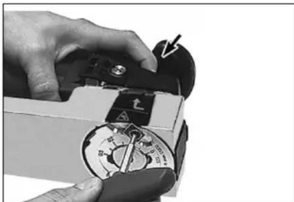 METABO LF 724 S - Axial reversible cutting plates: - 1