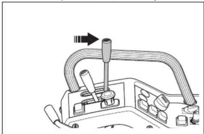 HUSQVARNA P 535HX - Pour lever le carter de coupe - 2