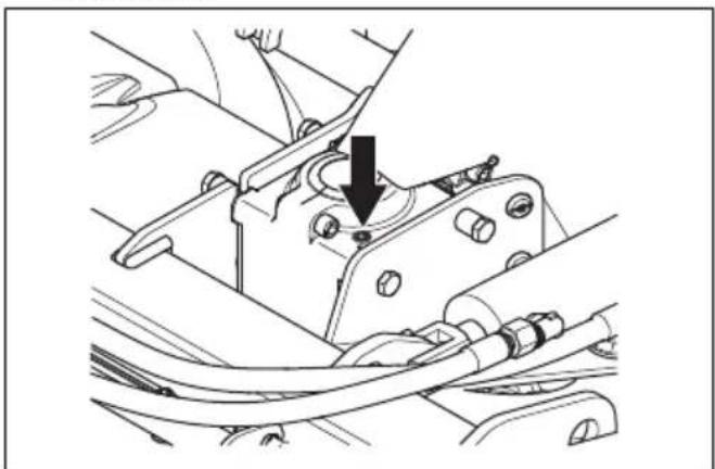 HUSQVARNA P 535HX - Pour contrôler le niveau d'huile dans le renvoi d'angle du carter de coupe - 1