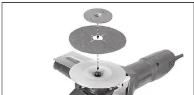 METABO PE 12175 - Mise en place du plateau d'appui et de la feuille abrasive - 1