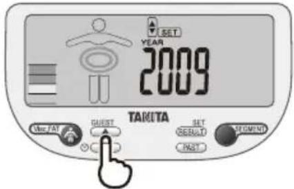 TANITA InnerScan V BC602 - Entrez l'année - 1