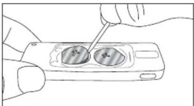 TANITA AM120E - 2) Het batterijdeksel afnemen. - 1