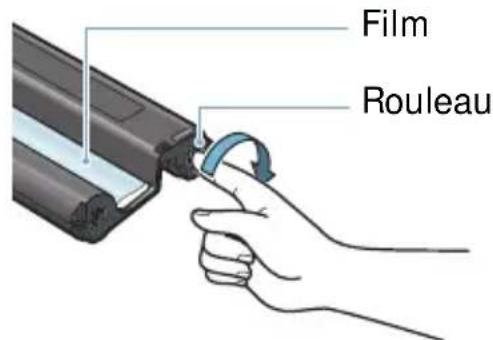 SAMSUNG SPP2020 - Retirez la cartouche de son emballage puis faites tourner le rouleau pour éliminer les plis et autres imperfections du film. - 1