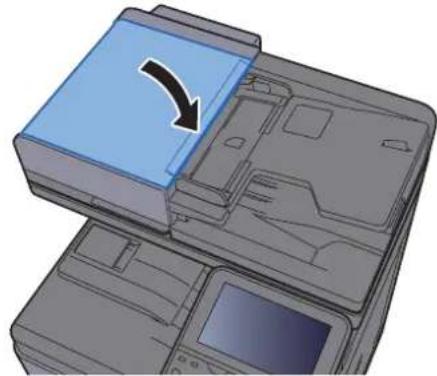KYOCERA TASKalfa 356ci - Pousser le couvercle. - 1