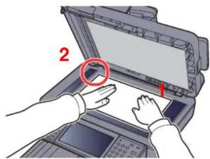 KYOCERA TASKalfa 352ci - Mise en place des originaux sur la glace d'exposition - 1