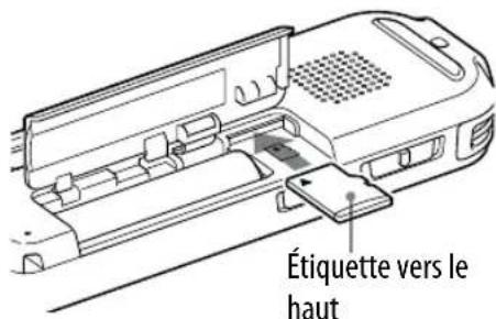 SONY ICDUX522F - Insertion d'une carte mémoire - 2