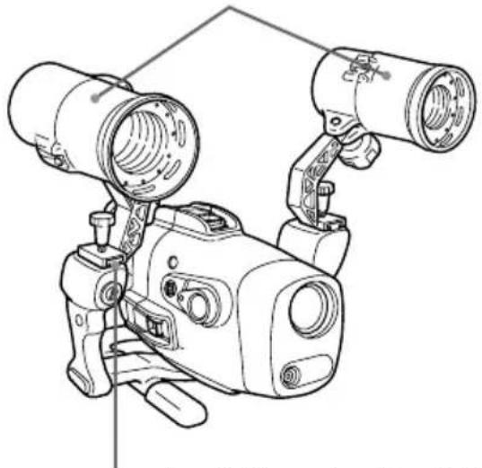 SONY MPKDVF5M - Using the underwater video light (optional) - 1