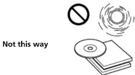 SONY CDX555XRF - Notes on handling discs - 3