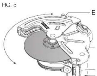 DEWALT DWE4606 - Adjusting the Outer Guard (Fig. 5) - 1