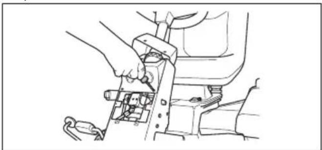 HUSQVARNA R 422Ts AWD - Pour remplacer un phare cassé - 2