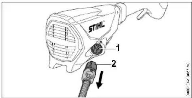 STIHL FSA 130 R - Stekker van de aansluitkabel lostrekken - 1