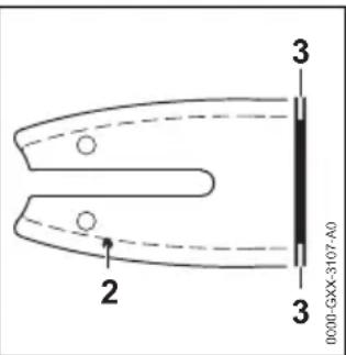 STIHL MSA 220 CB - Cleaning the Bar and Chain - 2