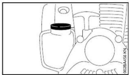 STIHL FS 40 - Ravitaillement en carburant - 1