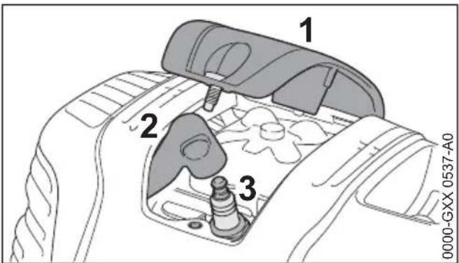 STIHL FS 131 - Zündkerze ausbauen - 1