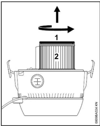 STIHL SE 62 - Nettoyage de l'élément filtrant - 2