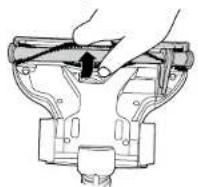 HOOVER Velocity Evo VE01 011 - CHANGING THE BELT OR BRUSHES CLE - 9