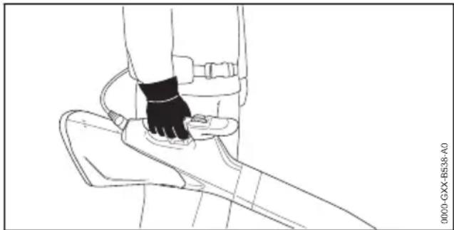 STIHL BGA 200 - Prise en mains et utilisation du souffleur - 1