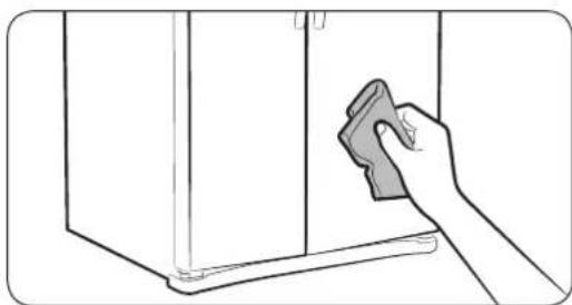 SAMSUNG RS25J500DSG - Cleaning the Exterior - 1