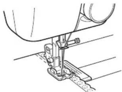 BROTHER LS2000 - Attaching the lace - 1