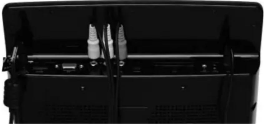 MEDION LIFE P73020 (MD 83656) - Mit einem Stereo-Cinch-Kabel und einem Video-Cinch-Kabel - 1