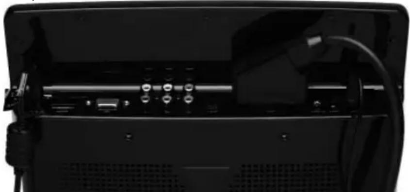 MEDION LIFE P73020 (MD 83656) - Collegamento del registratore DVD - 2