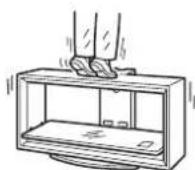 SONY SUFL300L - No permita que los niños se suban en el soporte para TV ni que gateen por las repisas. - 2