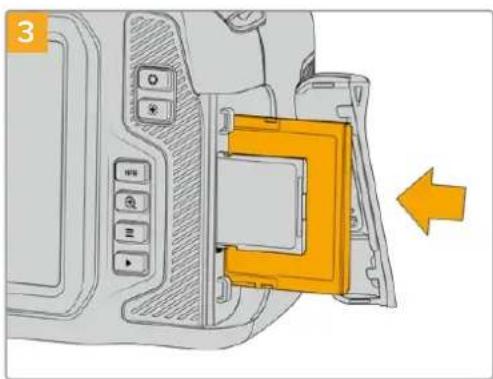 Blackmagic Design Pocket Cinema Camera 4K - Pour insérer une carte CFast : - 3