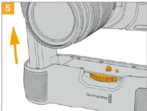 Blackmagic Design Pocket Cinema Camera 4K - Para Instalar la empunadura: - 5