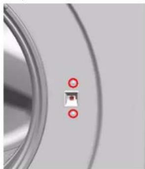 BOSCH Serie 8 WAV28M93 - Odoberanie poisty dvierok - 1