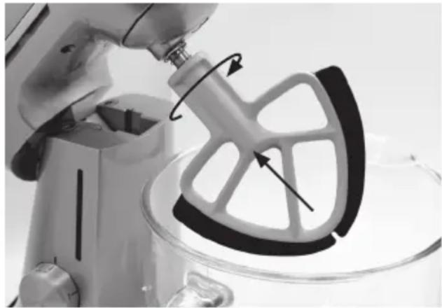 SAGE the Bakery Boss SEM825 - Attaching mixing and whisking tools - 1