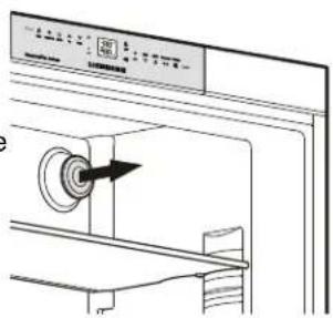 LIEBHERR HCB 2060 - Installing the Water Filter - 1