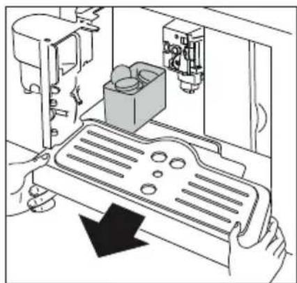 GRUNDIG GKI1120B - Rengjøre beholderen til avfallskaffe (Q) - 1