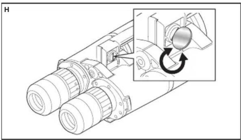 NIKON WX - Prendendo o adaptor para tripé TRA-5 ao binóculo - 2