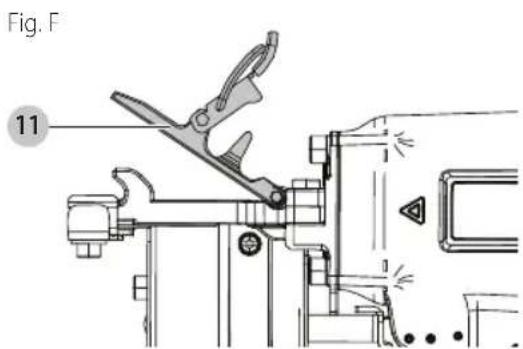 DEWALT DW451S2 - Retirer une obstruction (Fig. E, F) - 2