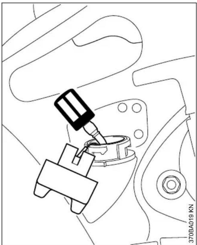 STIHL TS 410 - De benzineaanzuigmond Jaar- lijks verrangen - 1