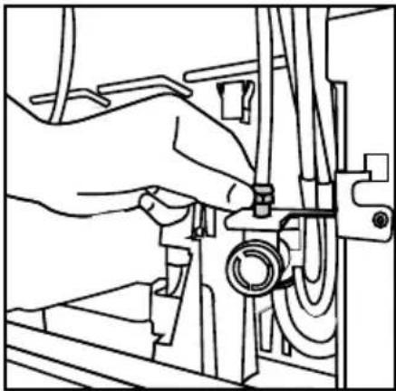 BEKO GNE60531XN - Raccordement du tuyau d'eau à l'appareil - 3