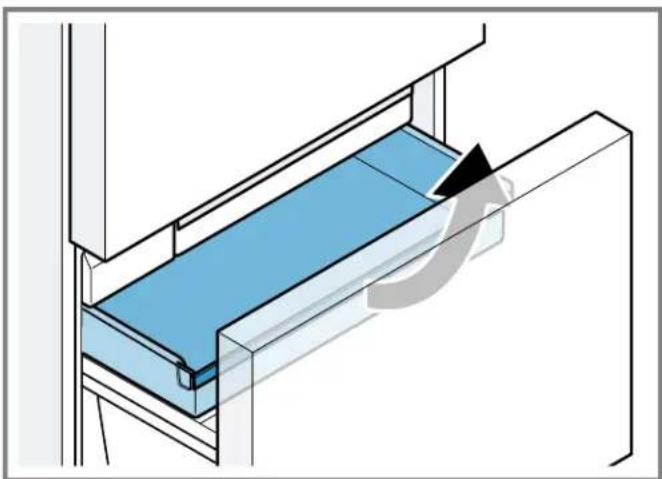 THERMADOR T36FT810NS - Removing the flat frozen food container - 1